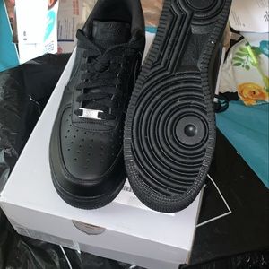 all black af1 low